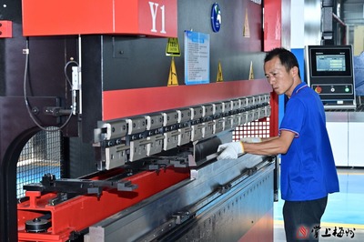 平遠縣努力構(gòu)筑實體經(jīng)濟人才集聚高地 大力引賢留才 激發(fā)創(chuàng)新活力